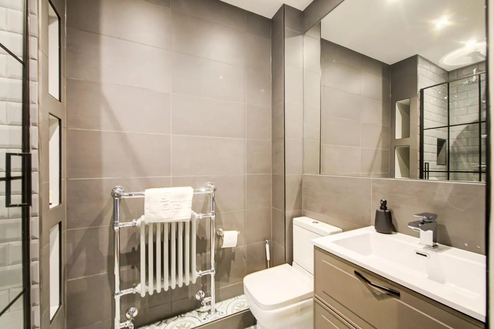 Guestready - Superb Family Apt Near Leith Walk Lägenhet Edinburg